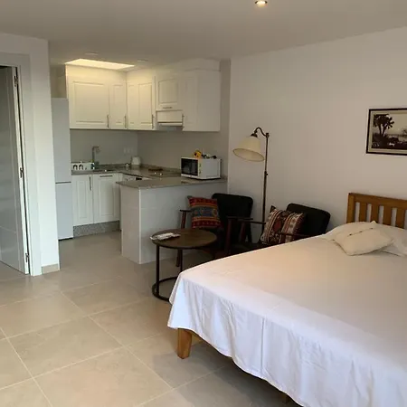 Apartamento Maison Alriad - Familiar Tranquilo Cerca Del Mar Con Jardín, Porche Y Parking Privado En El Interior De La No Apto Fiestas *