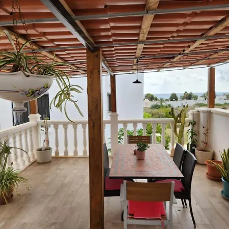 Apartamento Maison Alriad - Familiar Tranquilo Cerca Del Mar Con Jardín, Porche Y Parking Privado En El Interior De La No Apto Fiestas