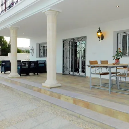Maison Alriad - Familiar Tranquilo Cerca Del Mar Con Jardín, Porche Y Parking Privado En El Interior De La No Apto Fiestas *