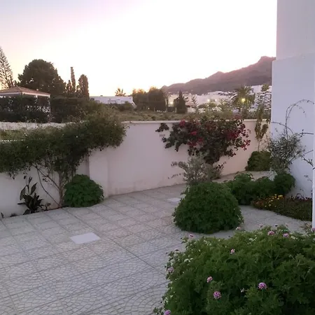 Maison Alriad - Familiar Tranquilo Cerca Del Mar Con Jardin, Porche Y Parking Privado En El Interior De La No Apto Fiestas